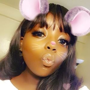 Meet your Posher, Shanel